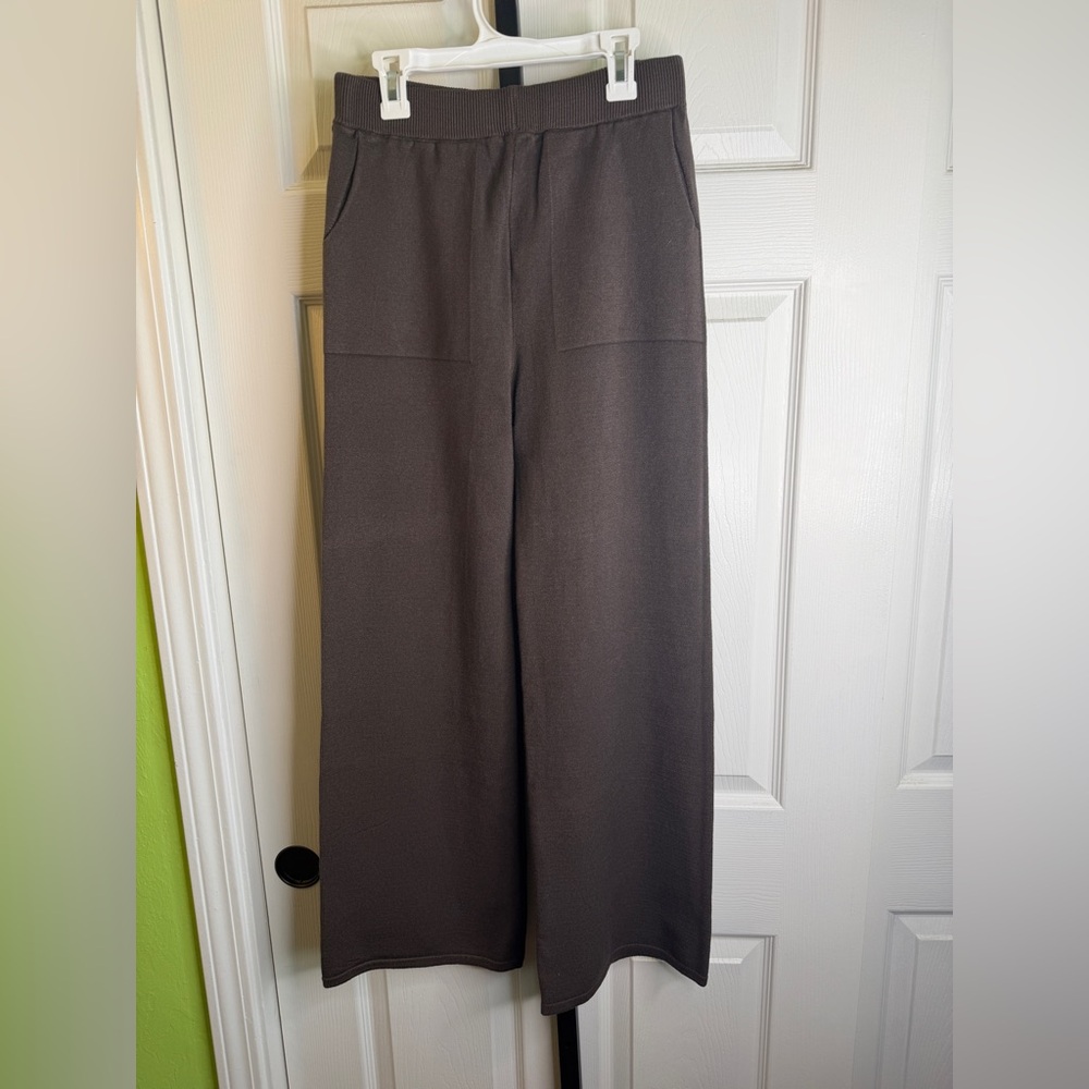 Brown Wide-Leg Sweater Pants from Paris, size S/M, NWT